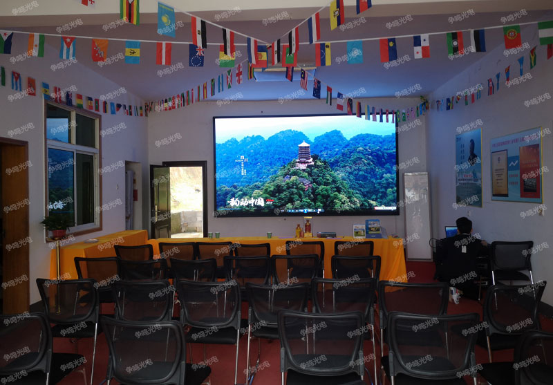 長沙驢友惠P2.5全彩led顯示屏